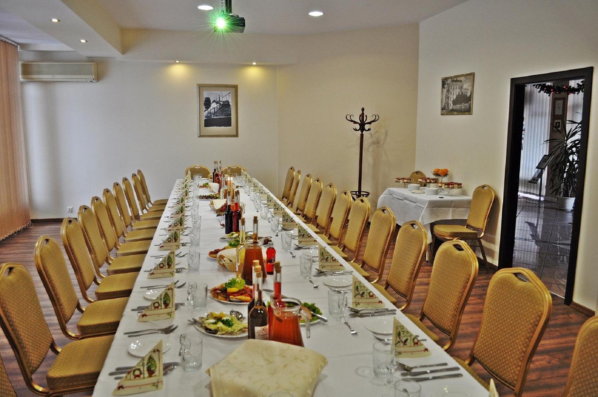 Hotel Renesans Zamość المظهر الخارجي الصورة